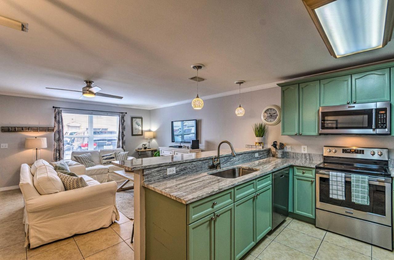 Beautiful Townhome Steps From Miramar Beach! Destin Bagian luar foto