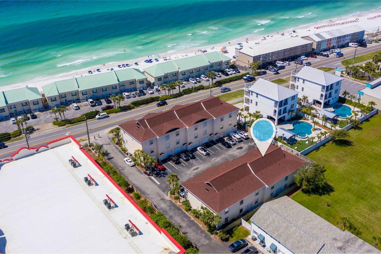 Beautiful Townhome Steps From Miramar Beach! Destin Bagian luar foto
